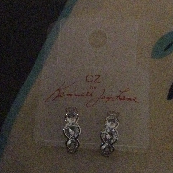 NWT Kenneth Jay Lane CZ Hoop Earrings - Picture 8 of 9